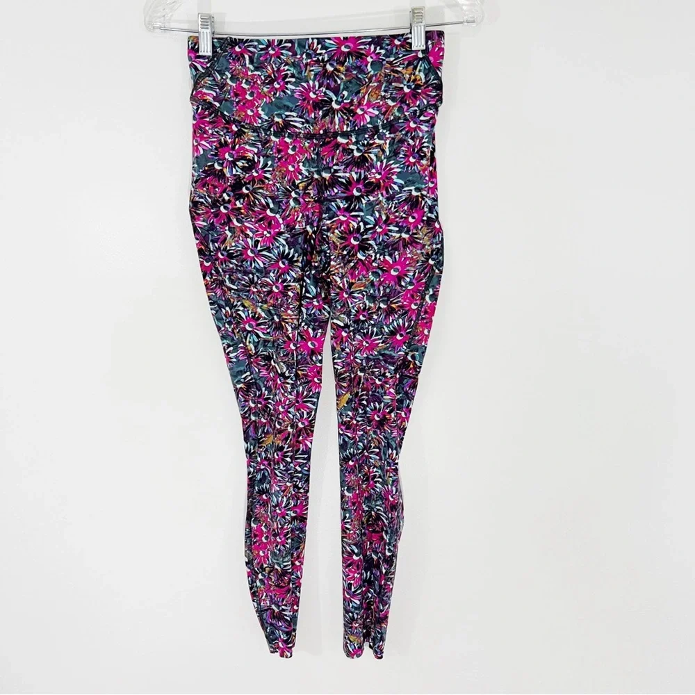 Lululemon Base Pace High Rise High Rise Running Tight in Floral Electric Size 6
